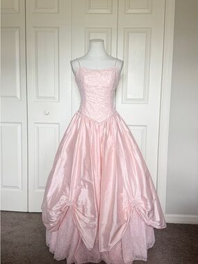 Elena do vale vintage dress